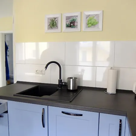 Moorhexe Gelbensande